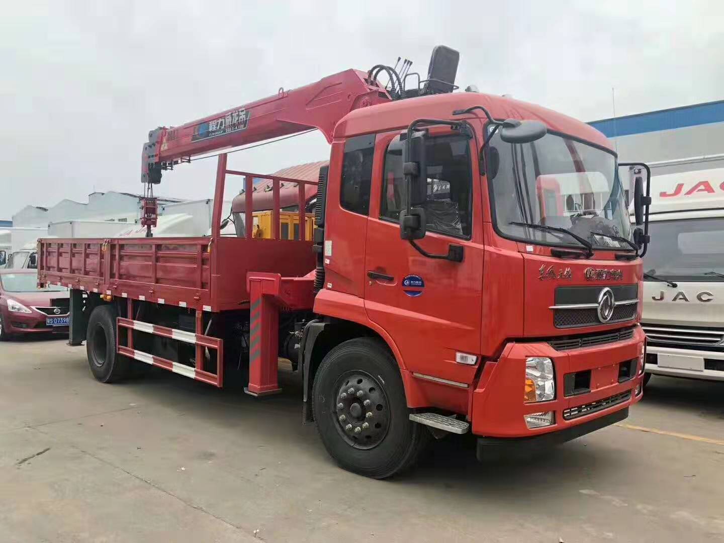 易倍·(中国)体育EMC东风天锦8吨随车吊正面图