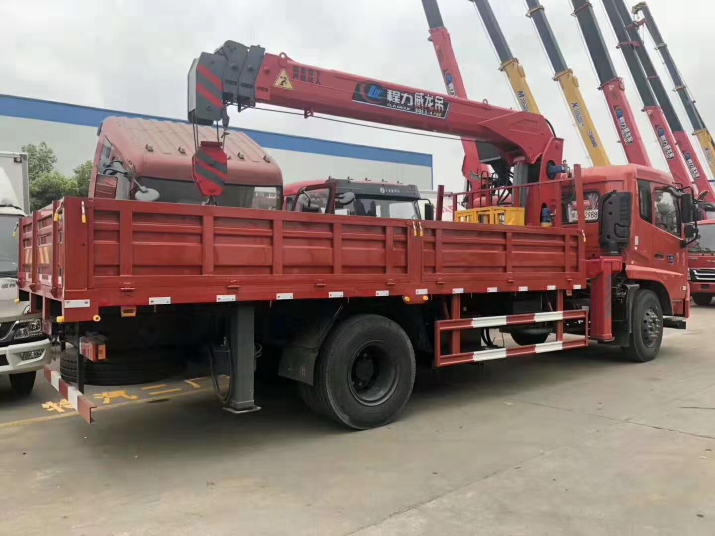 易倍·(中国)体育EMC东风天锦8吨随车吊侧面图